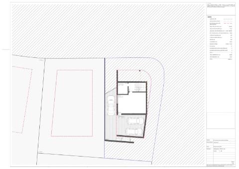 Moradia T4 em Santa Clara e Castelo Viegas