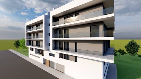 Apartamento T4 em Condeixa-a-Nova