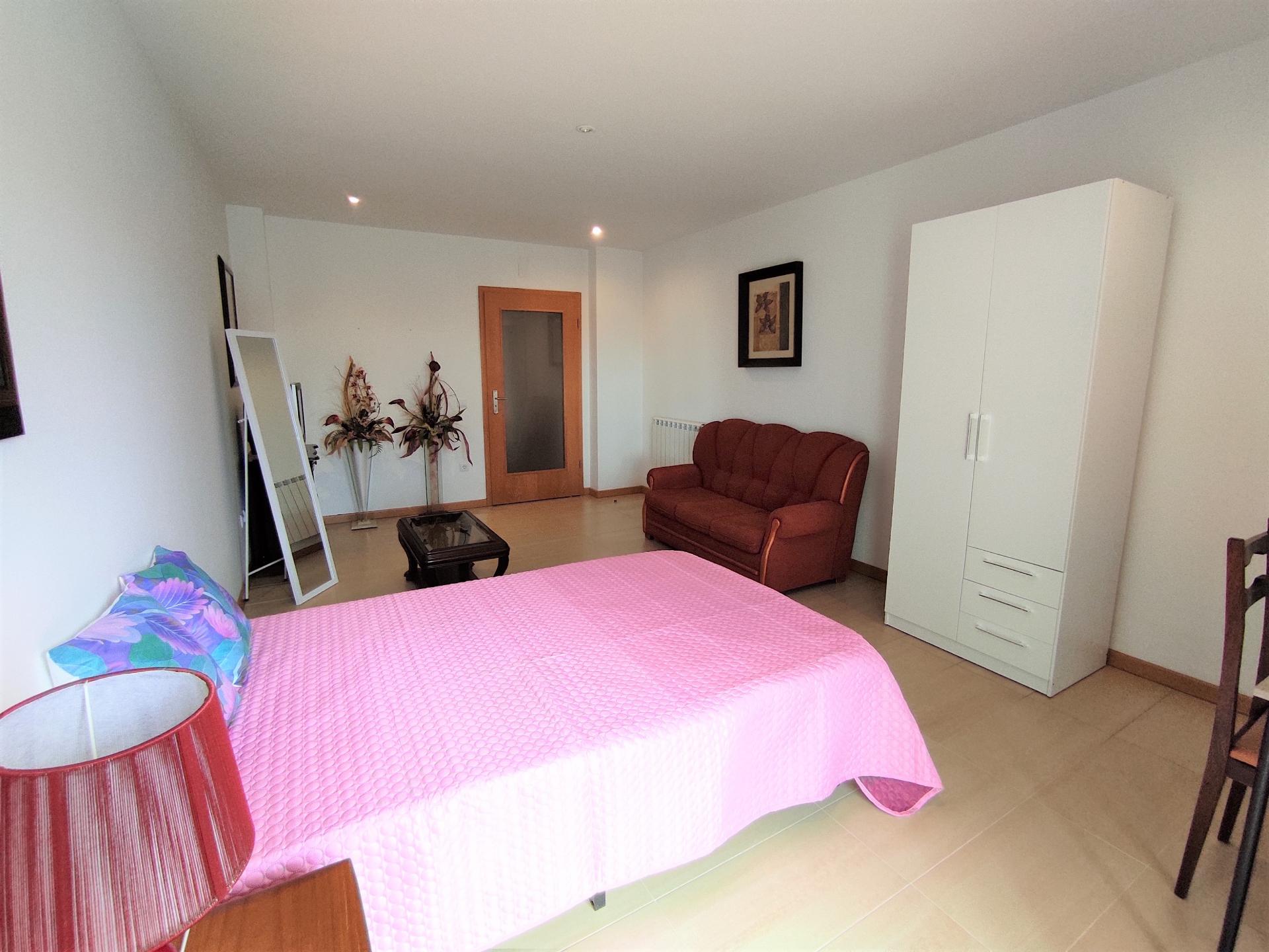 Quarto para arrendamento em São Martinho do Bispo