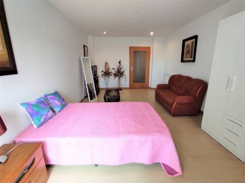 Quarto para arrendamento em São Martinho do Bispo