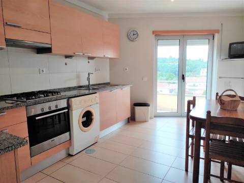 Quarto para arrendamento em São Martinho do Bispo