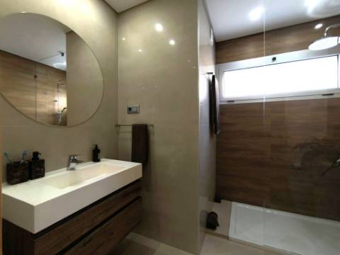 Moradia T5 + 1 em Antanhol, Coimbra