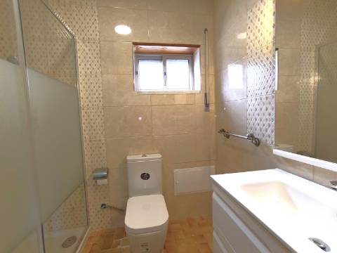 Apartamento T3 para arrendamento em Santa Clara