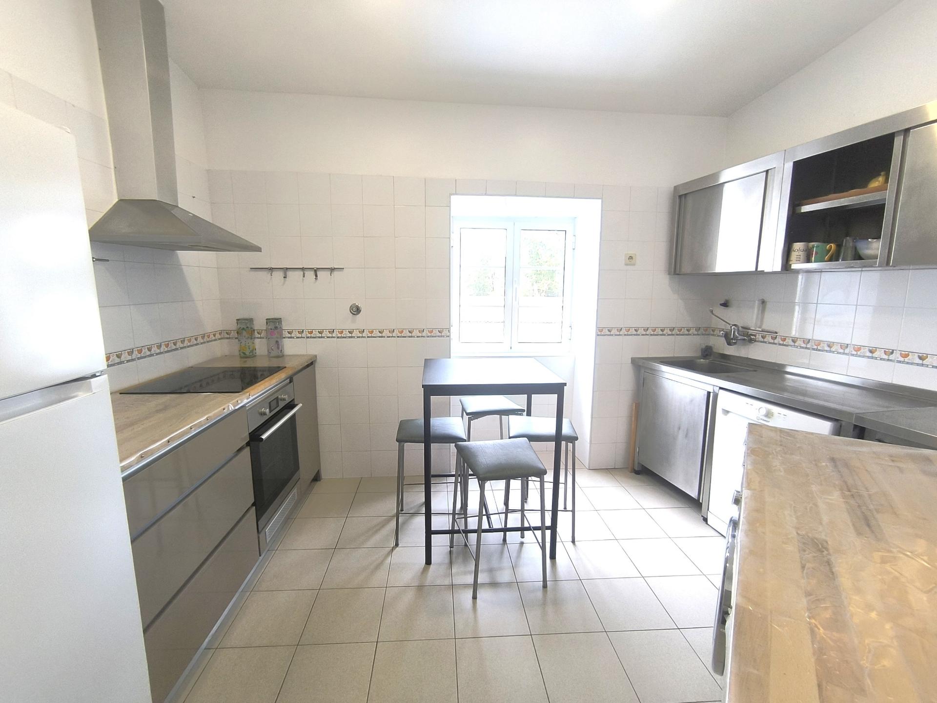 Apartamento T3 para arrendamento em Cernache