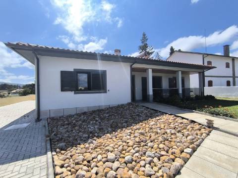 Moradia T3 em Vila Nova de Poiares