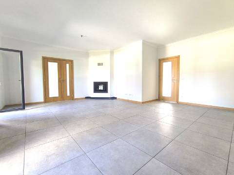 Moradia T3 em Vila Nova de Poiares
