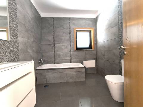 Moradia T3 em Vila Nova de Poiares