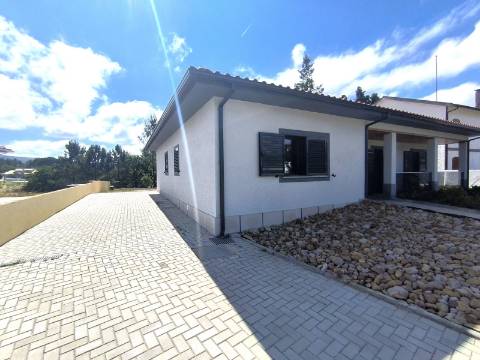 Moradia T3 em Vila Nova de Poiares