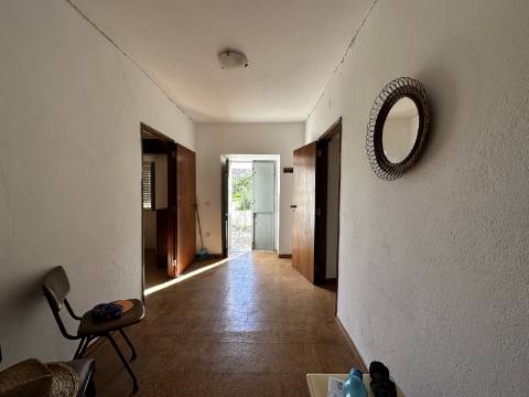 Quinta tradicional para renovar em São Brás de Alportel