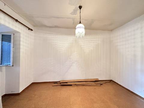 Quinta tradicional para renovar em São Brás de Alportel