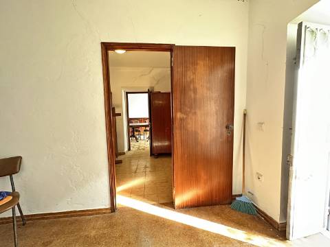 Quinta tradicional para renovar em São Brás de Alportel