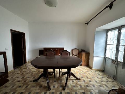 Quinta tradicional para renovar em São Brás de Alportel