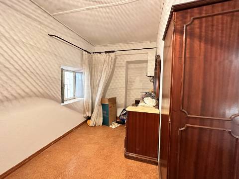 Quinta tradicional para renovar em São Brás de Alportel