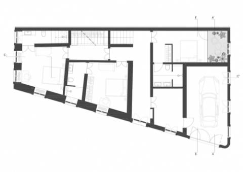 Excepcional casa na Baixa com 4 quartos, piscina, terraços, e vista sobre a Ria Formosa