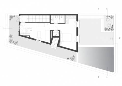 Excepcional casa na Baixa com 4 quartos, piscina, terraços, e vista sobre a Ria Formosa