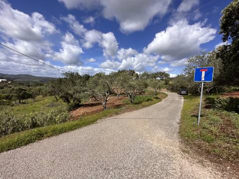 Lote de 2 terrenos urbanos I Projeto aprovado I Para uma moradia com 3 quartos
