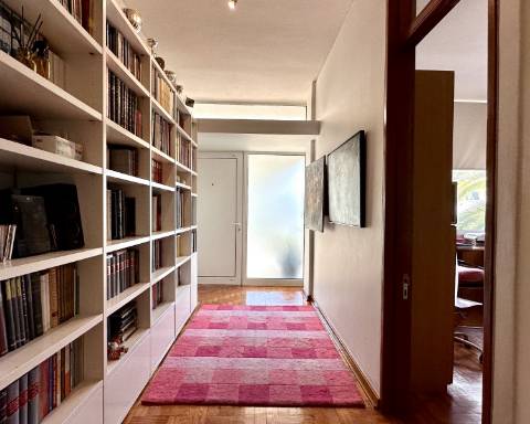 Apartamento I Casa Gago I Arquitetura modernista I T4 I Garagem I Faro