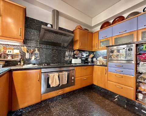 Apartamento I Casa Gago I Arquitetura modernista I T4 I Garagem I Faro