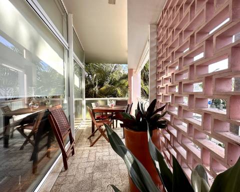 Apartamento I Casa Gago I Arquitetura modernista I T4 I Garagem I Faro