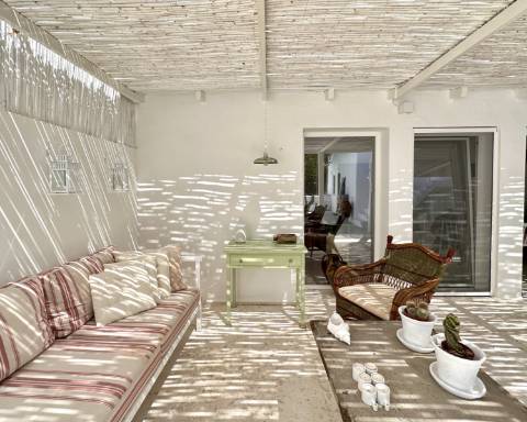 Casa tradicional cheia de charme, renovada, 3 quartos, pátio, tanque, perto das praias, Vila Nova de Cacela