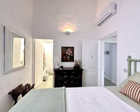 Casa tradicional cheia de charme, renovada, 3 quartos, pátio, tanque, perto das praias, Vila Nova de Cacela