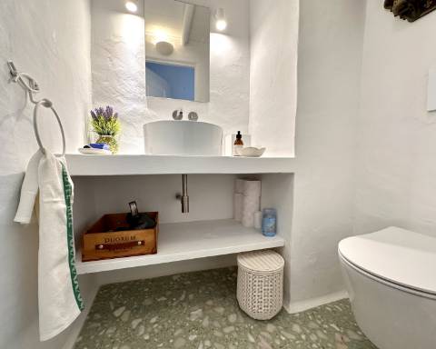 Casa tradicional cheia de charme, renovada, 3 quartos, pátio, tanque, perto das praias, Vila Nova de Cacela