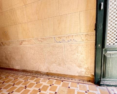 Maravilhoso edifício I Para renovar I T 4 I Centro histórico de Olhão.