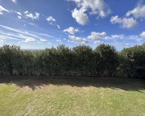 Maravilhosa moradia de 5 quartos com incríveis vistas ininterruptas sobre o mar situada perto da cidade de Santa Bárbara de Nexe