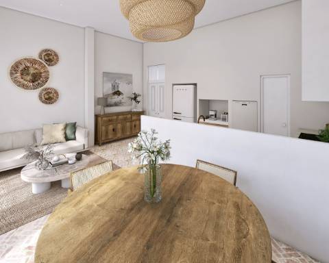 PROJETO APROVADO | Casa geminada tradicional para renovação completa I 3 quartos I Pátio I Piscina I Açoteia I Olhão