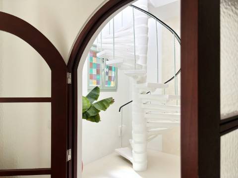 Moradia tradicional I T3 I Renovada I Terraço I Piscina I Baixa I Olhão