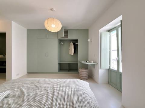 Moradia tradicional I T3 I Renovada I Terraço I Piscina I Baixa I Olhão