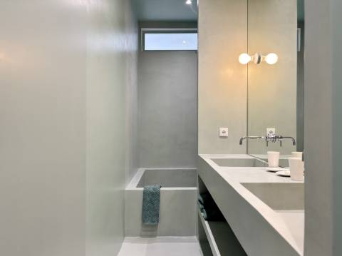 Moradia tradicional I T3 I Renovada I Terraço I Piscina I Baixa I Olhão