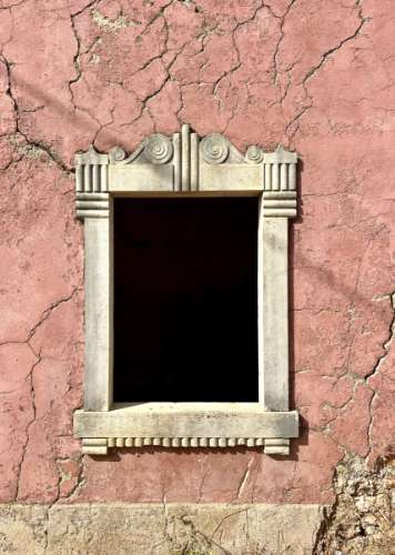 Traditional house in ruins I To renovate I 352 m2 I 3,250 m2 plot I Querença, Loulé