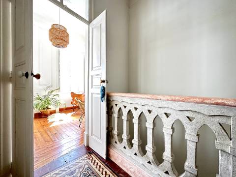 Elegante apartamento com 2 quartos I Açoteia I Baixa I Olhão