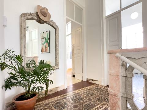 Elegante apartamento com 2 quartos I Açoteia I Baixa I Olhão