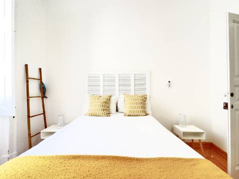 Elegante apartamento com 2 quartos I Açoteia I Baixa I Olhão