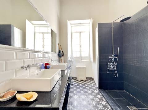 Elegante apartamento com 2 quartos I Açoteia I Baixa I Olhão