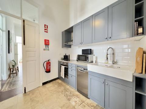 Elegante apartamento com 2 quartos I Açoteia I Baixa I Olhão