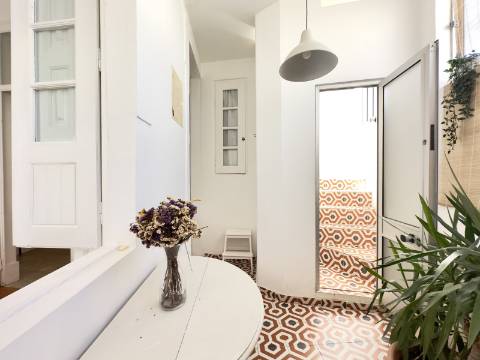 Elegante apartamento com 2 quartos I Açoteia I Baixa I Olhão