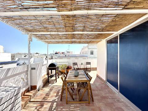 Elegante apartamento com 2 quartos I Açoteia I Baixa I Olhão