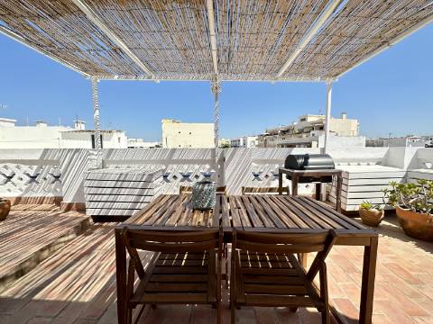 Elegante apartamento com 2 quartos I Açoteia I Baixa I Olhão