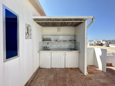 Elegante apartamento com 2 quartos I Açoteia I Baixa I Olhão