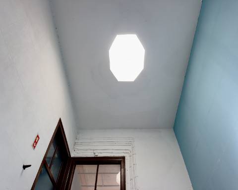 Lindo edifício Autêntico dos Anos 1920 a renovar no coração histórico de Faro