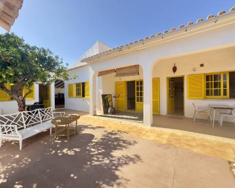 Magnífica propriedade I Casa térrea com 3 quartos I terreno com 5260 m2 I Paderne I Albufeira