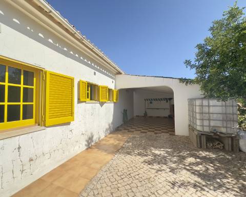 Magnífica propriedade I Casa térrea com 3 quartos I terreno com 5260 m2 I Paderne I Albufeira