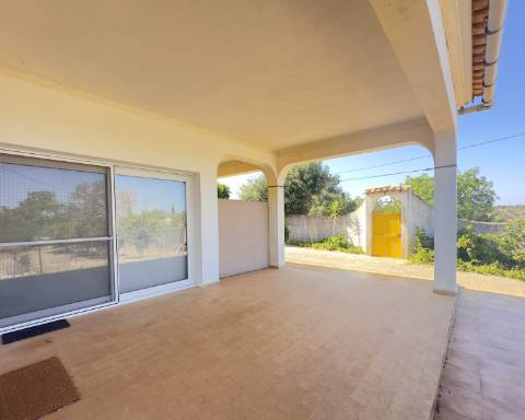 Magnífica propriedade I Casa térrea com 3 quartos I terreno com 5260 m2 I Paderne I Albufeira