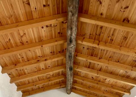 Magnífica moradia geminada para renovar I 287,10 m² I terreno 305 m² I Pátio I 4 quartos I Projeto aprovado I Centro histórico de Estoi