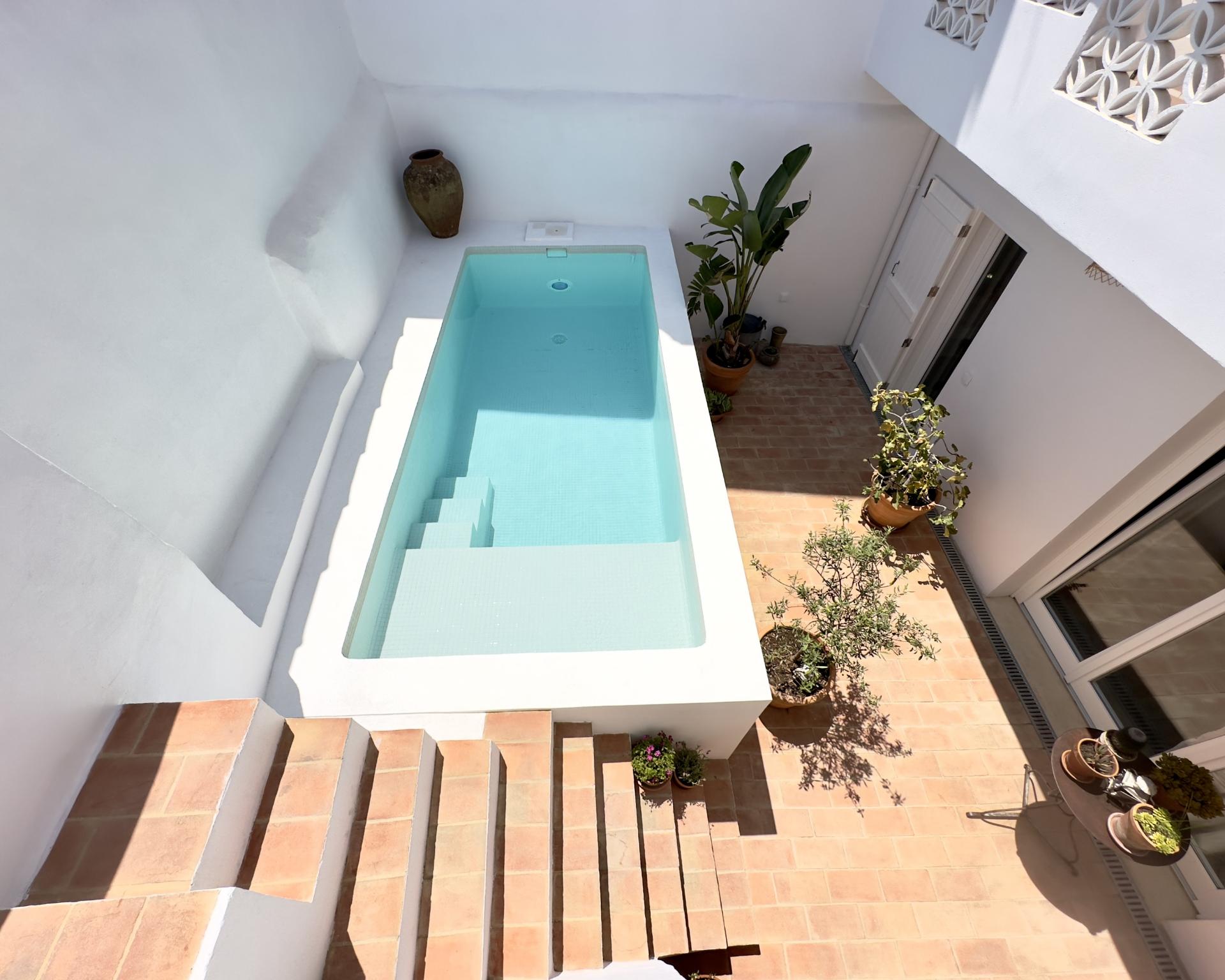 Raro ! Magnífica casa típica totalmente renovada I 3 quartos I Piscina I Pátio I Açoteia I Centro de Loulé