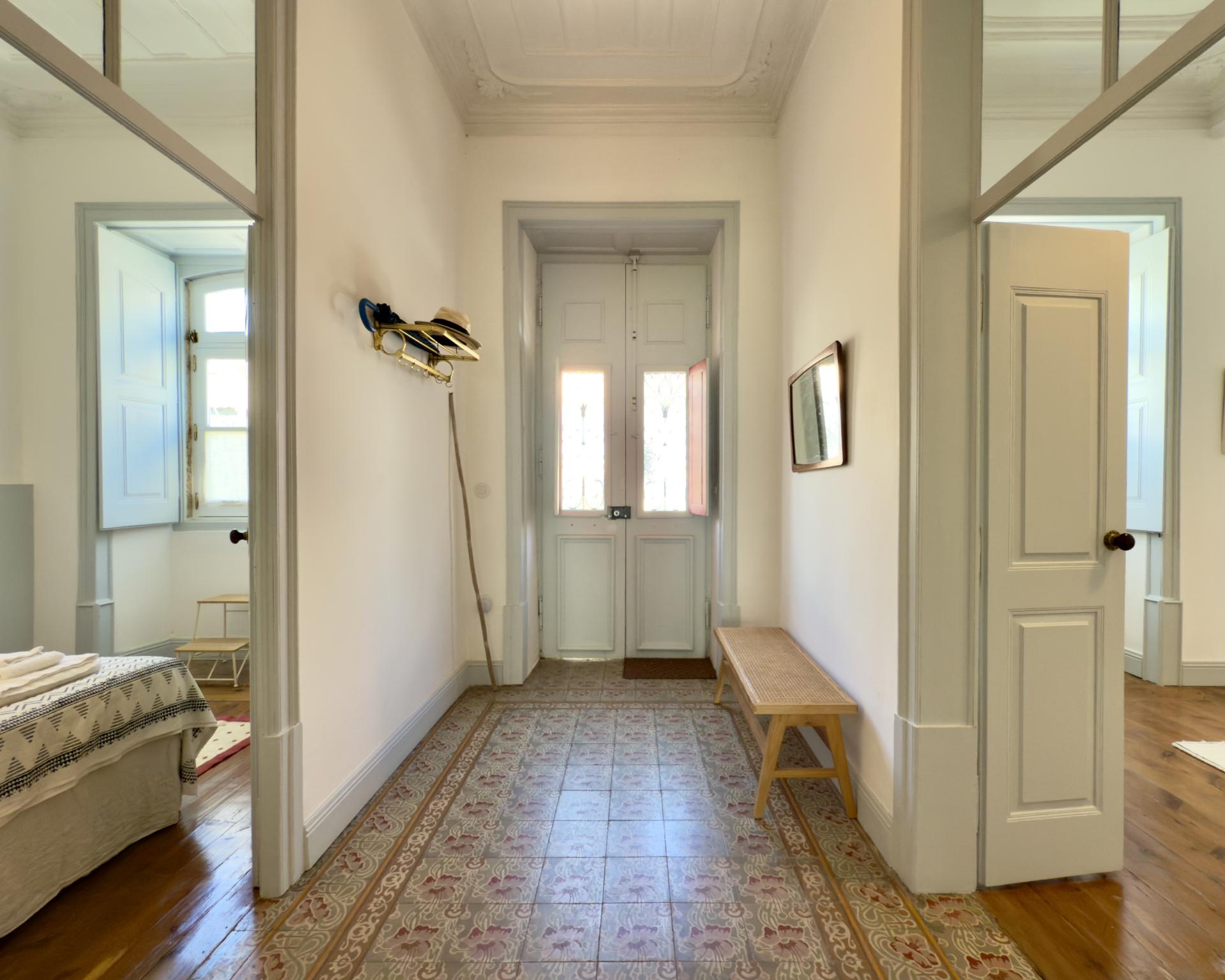 Elegante moradia renovada I 3 quartos I Pátio I Piscina I Terraço I Centro histórico de Vila Real de Santo António