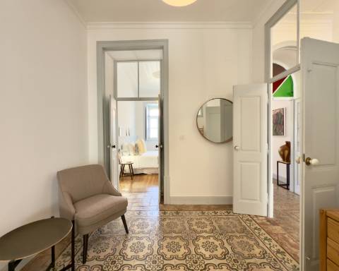 Elegante moradia renovada I 3 quartos I Pátio I Piscina I Terraço I Centro histórico de Vila Real de Santo António